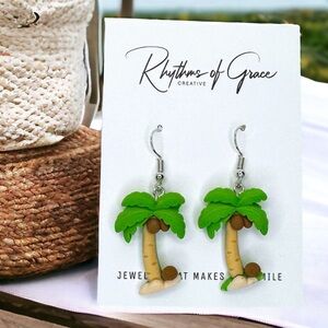 Palm Tree Dangle Earrings - Your Ticket to Tropical Bliss! 🌴 Summertime Fun!